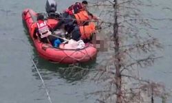 Gümüşhane’de araç baraj gölüne düştü: 1 kişi hayatını kaybetti