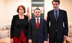 Adalet Bakanı Gürlek, Uğur Mumcu'nun Ailesiyle Bir Araya Gelerek Cinayet Dosyasını Değerlendirdi