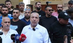 Adana Demirspor taraftarları belediye binasına girmeye çalıştı