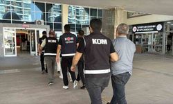 Adliyeye getirilen şüphelilerin rahat tavırları dikkat çekti