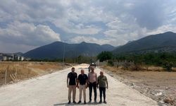 Afşinbey Mahallesi'nde yol yenileme çalışmaları devam ediyor