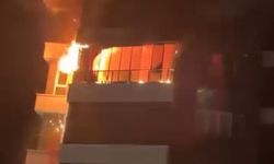 Aksaray'da Yangın Paniği: 8 Katlı Bina Boşaltıldı