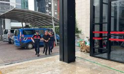 Alanya'da eşini ve kayınvalidesini bıçakladıktan sonra intihar girişiminde bulunan kişi tutuklandı