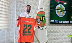 Alanyaspor, AEK'dan Paolo Fernandes'i kiralık olarak transfer etti