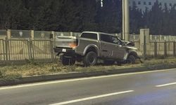Arazi aracı PTS direğine çarptı: 1 kişi yaralı