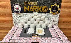 Avcılar'da uyuşturucu baskını: 20 kilo narkotik maddenin yanı sıra gözaltı