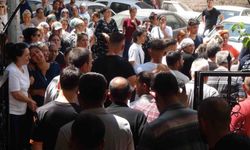 Baba ve oğula son veda: Gözyaşları arasında defnedildiler