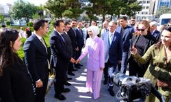 Bakan Göktaş, Van'da Temaslarda Bulundu