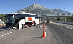 Bariyere çarpan otobüste 5 yaralı