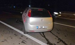 Bariyere çarpan otomobilin sürücüsü yaralandı