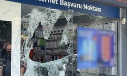 Başakşehir'de Maske Takıp Mağazayı Soyan Hırsızlar 400 Bin Lira Çaldı