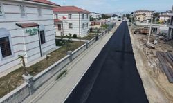 Başkan Özlü, yerli otomobiliyle yeni asfalt yolları denedi