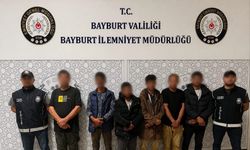 Bayburt'ta 6 düzensiz göçmen gözaltına alındı