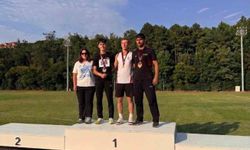 Berat İşler, İstanbul'da Atletizmde İki Ödül Kazandı