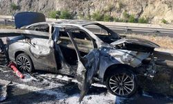 Bilecik'te otomobil alev aldı: 3 astsubay yaralı