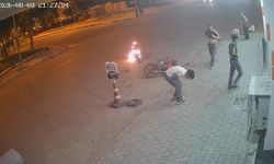 Birecik'te motosiklet kazası: 4 yaralı, bir motosiklet yandı