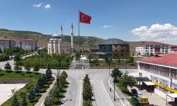 Bitlis Eren Üniversitesi Tıp Fakültesi, burs ve İstanbul ile dikkat çekti