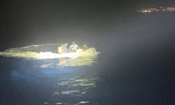 Bodrum açıklarında 6 düzensiz göçmen lastik botla yakalandı