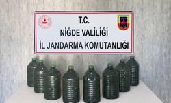 Bor'da jandarmadan kaçak içki baskını: 40 litre etil alkol ele geçirildi