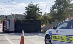 Boyabat'ta söndürme aracı bariyere çarptı: 1 yaralı