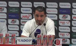 Bülent Bölükbaşı'ndan Oyuncularına Övgü