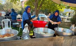 Burhaniye'de 9. Geleneksel Lokma Hayrı Coşkuyla Gerçekleşti