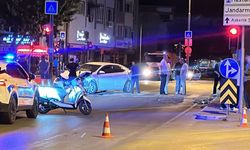 Bursa'da 2 otomobil çarpıştı: 9 kişi yaralı