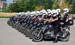 Bursa'da motosikletli polisler eğitimlerini tamamladı