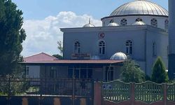 Cami bağış kutusu hırsızların hedefi oldu