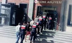 Çanakkale'de düzenlenen operasyonlarda 59 göçmen yakalandı, 4 kaçakçı tutuklandı