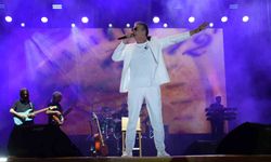 Çelik, Kahramanmaraş'ta unutulmaz bir konser verdi