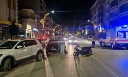 Çorum'da motosiklet ve otomobil çarpıştı: 1 kişi yaralandı