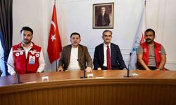 Damla Gönüllülük Hareketi heyeti Başkan Arı'yı ziyaret etti