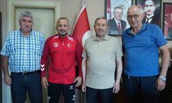Darende Belediye Başkanı Bozkurt, Şampiyon Güreşçi Semih Özdemir'i Ağırladı