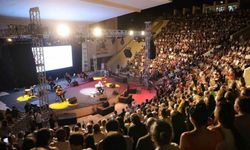 Didim Amfi Tiyatro'da Türkü Ziyafeti Coşkusu