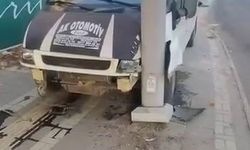 Diyarbakır'da direğe çarpan araçta bir kişi yaralandı
