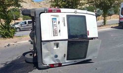 Diyarbakır'da feci kaza: 2 kişi yaralandı