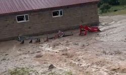 Dumankaya Mahallesi'ni sağanak yağış vurdu
