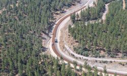 Dursunbey'de Başkan Akın'ın vaadi olan yol hizmete açıldı