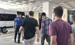 Edirne'de minibüste 19 kaçak göçmen tespit edildi