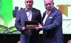 Edremit Kitap Fuarı'nın İkinci Günü Zengin Etkinliklerle Geçti