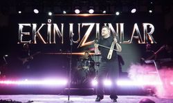 Ekin Uzunlar, Gölcük'te Kemençe Performansı ile Coşturdu