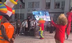Elazığ'daki Festivalde Ekran Devrildi, 5 Kişi Yaralandı