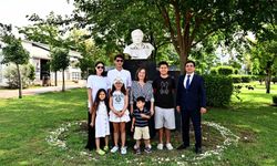 Eldar Aytmatov, ünlü yazarın kayıp eserlerini Antalya kütüphanesine hediye etti
