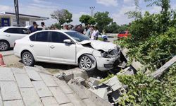 Erciş'te trafik kazası: 2 yaralı