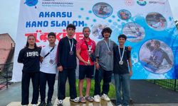 Erzincanlı sporcular Akarsu Slalom Türkiye Şampiyonası'nda 4 madalya kazandı