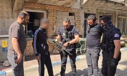Erzurum'da kar maskeli şahıs paniği: Silah oyuncak çıktı