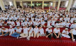 Erzurum'da öğrenciler camide buluşarak eğlenceli bir gün geçirdi