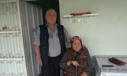 Eşine olan sevgisiyle merdivenleri asansöre dönüştürdü