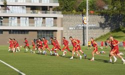 Galatasaray, yeni sezon antrenmanlarına devam ediyor